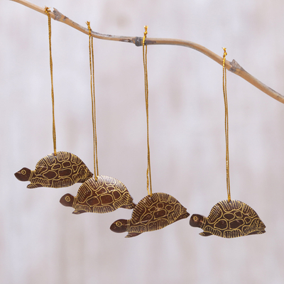 Kokosnussschalen-Ornamente, (4er-Set) - Set mit 4 handgefertigten Schildkröten-Ornamenten aus brauner Kokosnussschale