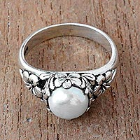 Featured review for Cultured pearl solitaire ring, Edens Promise in White