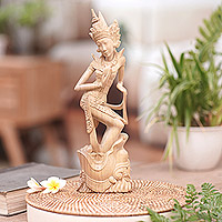 Wood statuette, The Tale of Dewi Ratih
