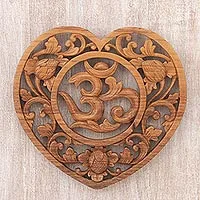 Panel de relieve de madera, 'Om Love' - Panel de relieve de pared de madera con motivo Om balinés tallado a mano