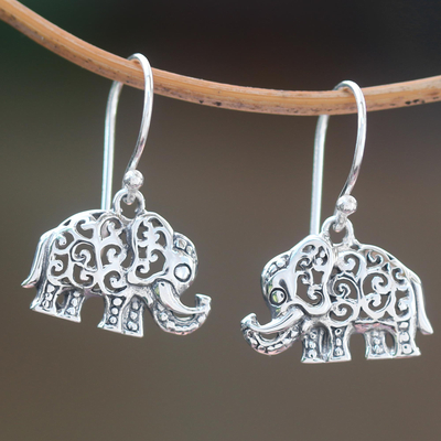 Sterling Silber Ohrhänger, 'Ornate Elephants' - Balinesische Ohrhänger aus Sterlingsilber mit Elefantenmotiv