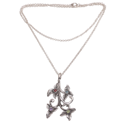 Collar colgante de piedras preciosas múltiples, 'Kembang Setaman' - Collar colgante de plata de ley floral con piedras preciosas múltiples