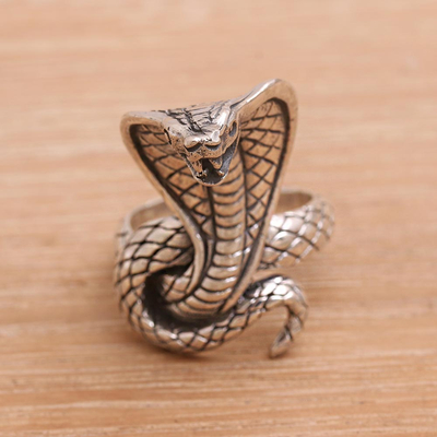 Sterling silver cocktail ring, 'Flaring Cobra' - Sterling Silver Cobra Cocktail Ring from Bali