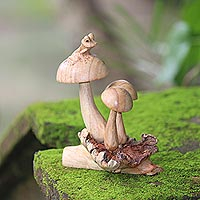Wood sculpture, 'Resting Tree Frog' - Hand-Carved Jempinis Wood Tree Frog Mushroom Sculpture