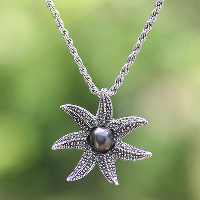 Cultured pearl pendant necklace, Galang Starfish in Black