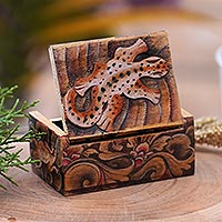 Wood mini Jewellery box, 'Gecko Forest' - Gecko-Themed Wood Mini Jewellery Box from Bali