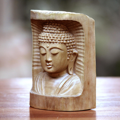 Holzskulptur - Handgeschnitzte Buddha-Skulptur aus Krokodilholz aus Bali