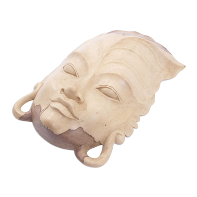 Máscara de madera - Máscara de madera de hibisco balinesa con diseño de hoja tallada a mano