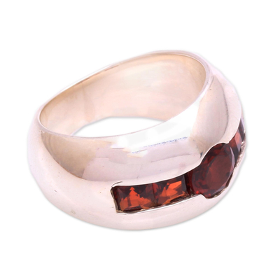 Garnet cocktail ring, 'Wink' - Sterling Silver Ring with Minimalist Geometric Garnet Design