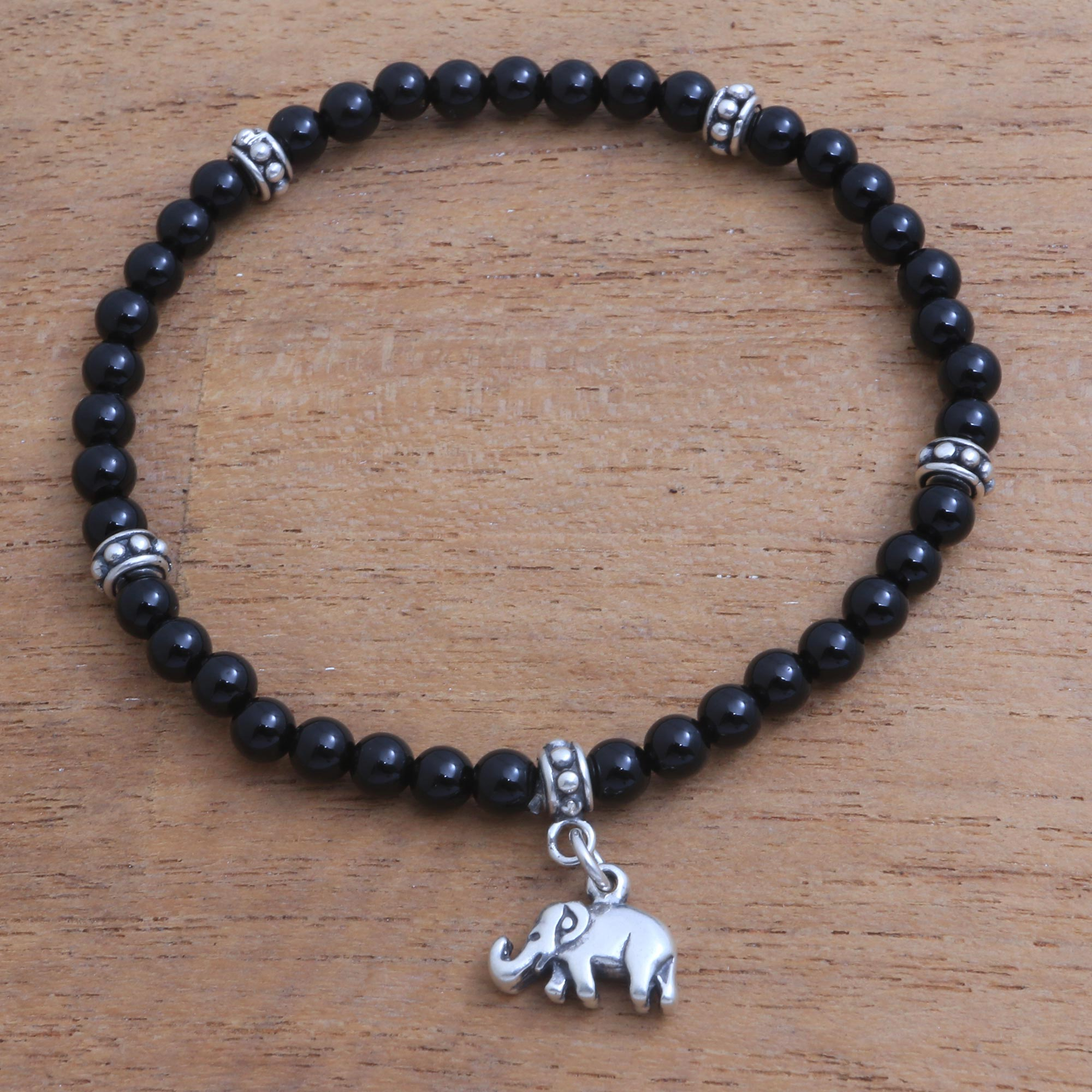 Stretch beaded bracelet with elephant