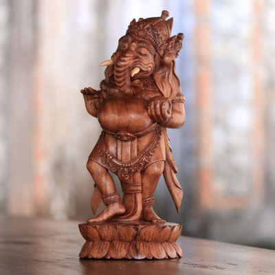 Holzskulptur - Holzskulptur von Ganesha auf einer Lotusblume aus Bali