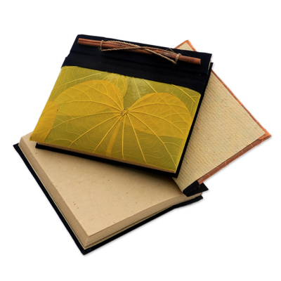 Natural leaf journals, 'Orange and Yellow Kupu-Kupu' (pair) - Orange and Yellow Kupu-Kupu Leaf Journals from Bali (Pair)