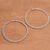 Pendientes de medio aro de plata de primera ley, 'Naga Loops' (2,6 pulgadas) - Pendientes de medio aro de plata de ley con cadena Naga (2,6 pulgadas)