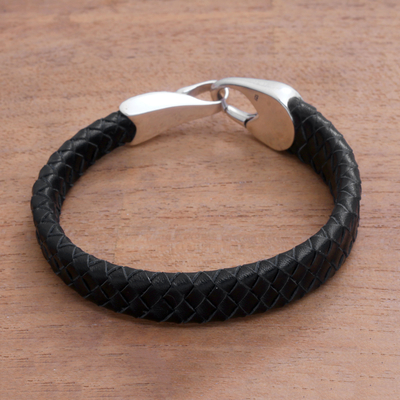 Armband aus geflochtenem Leder - Geflochtenes Lederarmband in Schwarz aus Bali