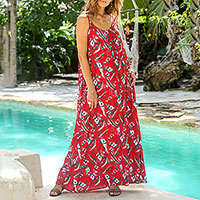 Vestido veraniego de rayón, 'Ramo de fresa' - Vestido veraniego de rayón floral en Fresa de Bali