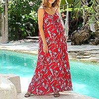 Rayon-Sommerkleid, „Strawberry Bouquet“ – Blumen-Rayon-Sommerkleid in Erdbeere aus Bali