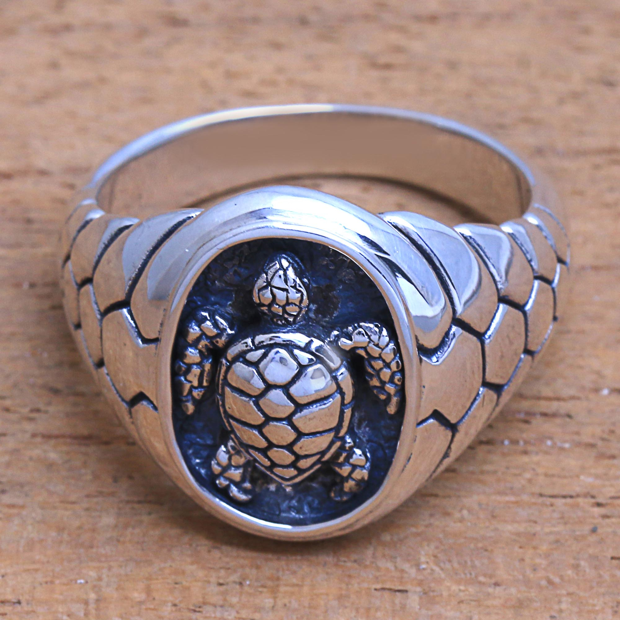 925 Sterling Silver Raised Dancing Turtle Band Ring New Old Stock size 6.5-10.5 