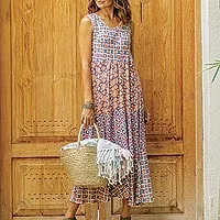 Rayon-Midi-Sommerkleid, „Kelud Crisscross“ – Rayon-Midi-Sommerkleid mit Chili- und Azurblau-Print aus Bali