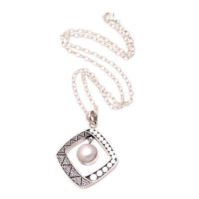 Cultured pearl pendant necklace, 'Moon Gate' - White Cultured Pearl Pendant Necklace from Bali