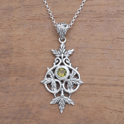 Peridot pendant necklace, 'Wheat Beauty' - Wheat Motif Peridot Pendant Necklace from Bali