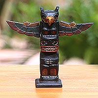 Featured review for Wood statuette, Garuda Totem