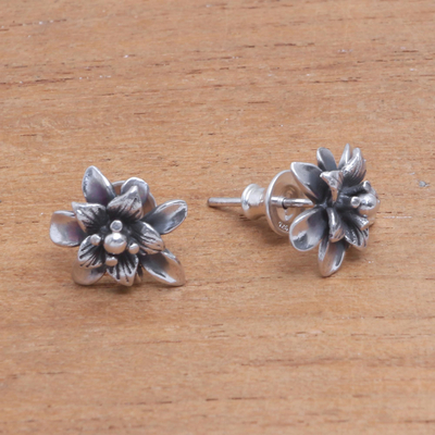 Aretes de plata de ley - Aretes de flor de loto de plata esterlina de Bali