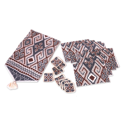 Tischwäsche-Set aus Ikat-Baumwolle, „Jogja Maze“ (Set für 8) – Geometrisches Tischwäsche-Set aus Ikat-Baumwolle aus Java (Set für 8)