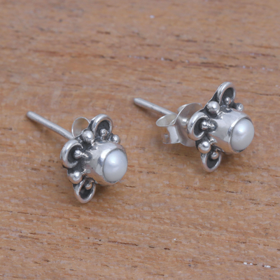 Cultured pearl stud earrings, 'Cute Glow' - Loop Motif Cultured Pearl Stud Earrings from Bali