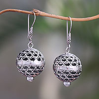 Cultured pearl dangle earrings, Kintamani Lanterns