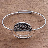 Sterling silver pendant bracelet, 'Elegant Echoes' - Unique Round Half Open Sterling Silver Pendant Bracelet