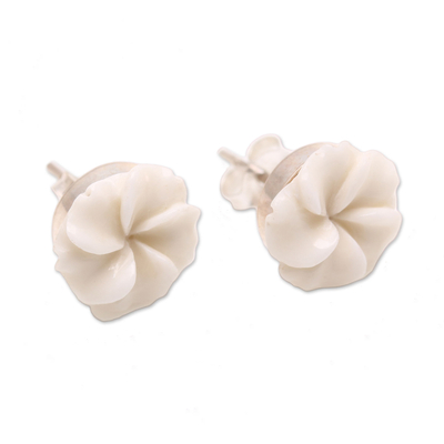 Aretes de hueso - Pendientes de botón de hueso con flor de frangipani de Bali