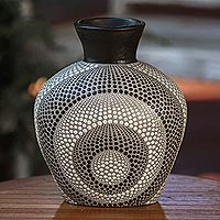 Ceramic decorative vase, Concentric Shadows