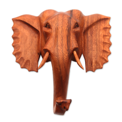 Escultura de pared de madera, 'Príncipe Elefante' - Escultura de pared de elefante de madera tallada a mano de Bali