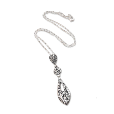 Sterling silver pendant necklace, 'Balinese Amulet' - Patterned Sterling Silver Pendant Necklace from Bali