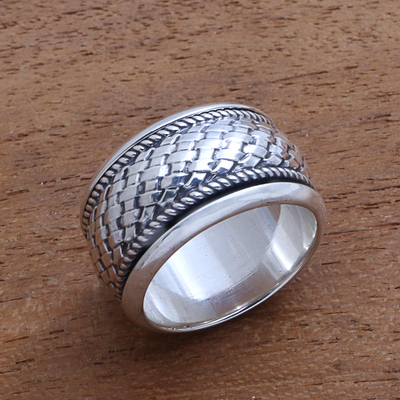 Sterling silver spinner ring, 'Spinning Weave' - Handmade Sterling Silver Spinner Ring from Bali