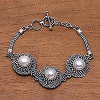 Cultured pearl pendant bracelet, 'Triple Light' - Cultured Pearl Pendant Bracelet from Bali