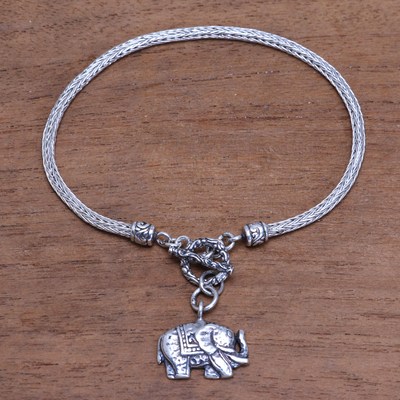 Sterling silver chain bracelet, 'Handsome Elephant' - Elephant-Themed Sterling Silver Chain Bracelet from Bali