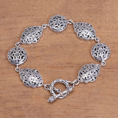 Sterling silver link bracelet, 'Ubud Garden' - Vine Pattern Sterling Silver Link Bracelet from Bali