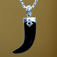 Men's obsidian pendant necklace, 'Fang Talisman' - Men's Obsidian Fang Pendant Necklace from Bali