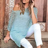 Gehäkelter Poncho, „Aqua Sanur Shade“ – leichter handgehäkelter Poncho in Aqua aus Bali