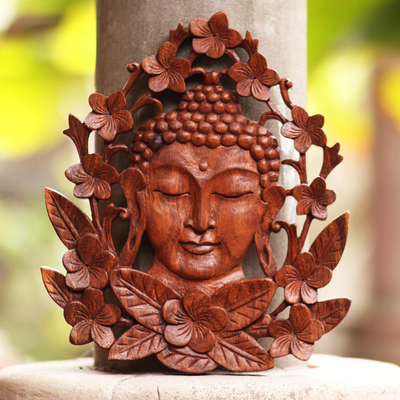 Reliefplatte aus Holz - Suar-Holzreliefplatte mit floralem Buddha-Motiv aus Bali