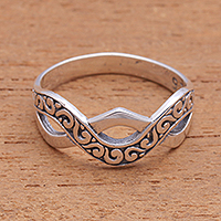 Curl Pattern Sterling Silver Band Ring from Bali,'Curling Current'