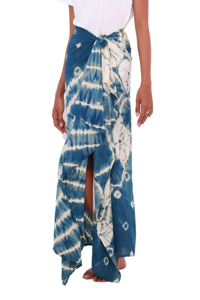 Tie-dyed rayon sarong, 'Toya Segara Beauty' - Indigo and Ivory Tie-Dyed Rayon Sarong from Java