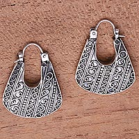 Sterling silver hoop earrings, 'Fashionable Bags' - Sterling Silver Hoop Earrings with Handcrafted Designs