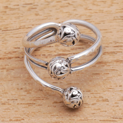 Sterling silver cocktail ring, 'Swirling Seeds' - Swirl Pattern Sterling Silver Cocktail Ring from Java