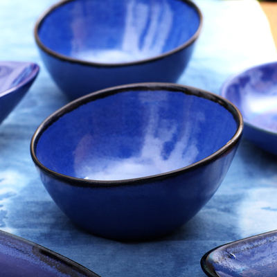 Cuencos de cerámica, (par) - Cuencos asimétricos de cerámica en azul de Bali (Pareja)