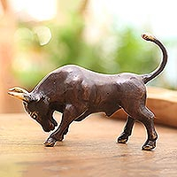 Bronze figurine, 'Steadfast Bull' - Antiqued Bronze Bull Figurine from Bali