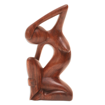 Holzskulptur - Handgeschnitzte Suar-Holz-Skulptur in weiblicher Form aus Bali