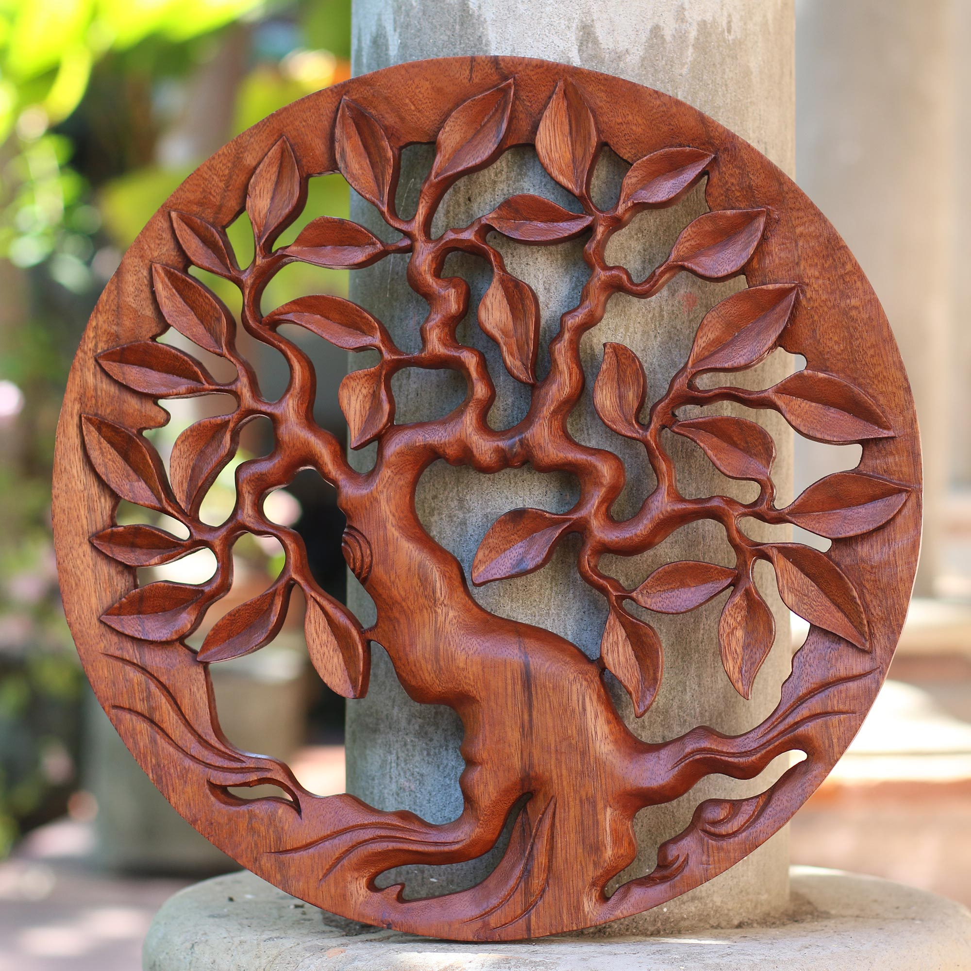 tree-relief-wood-carving-ubicaciondepersonas-cdmx-gob-mx