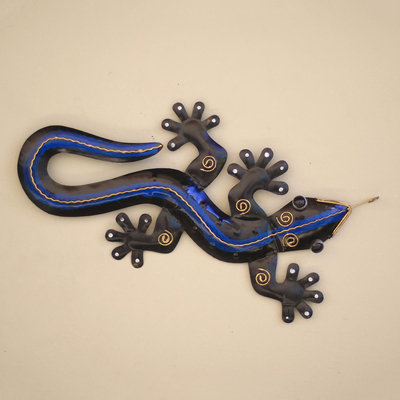 Metal wall art, 'Hunting Gecko' - Hand Crafted Gecko Metal Wall Art